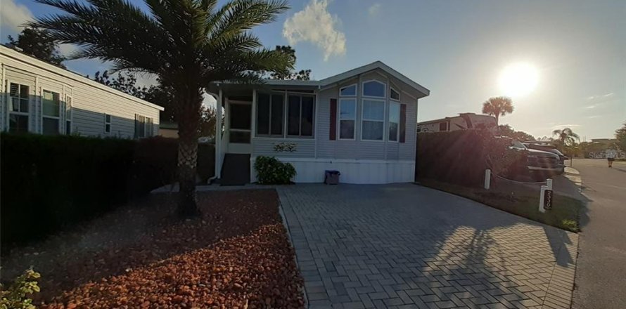 Condo in Clermont, Florida, 1 bedroom № 2108215