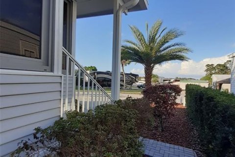 Condo in Clermont, Florida, 1 bedroom № 2108215 - photo 4