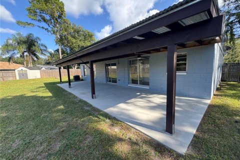 Villa ou maison à louer à New Port Richey, Floride: 4 chambres, 110.55 m2 № 2434954 - photo 19