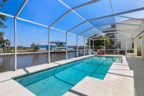 Casa en venta en Flagler Beach, Florida, 4 dormitorios, 218.88 m2 № 2150328 - foto 4
