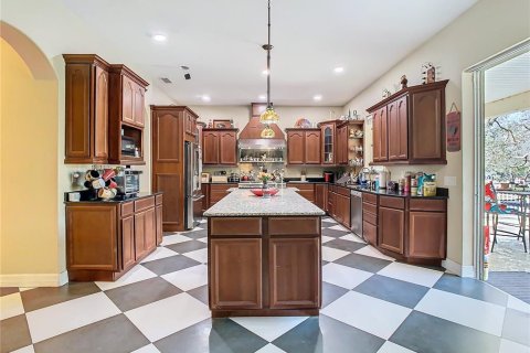 Casa en venta en Weeki Wachee, Florida, 5 dormitorios, 840.77 m2 № 1843893 - foto 25