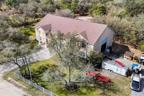 Casa en venta en Weeki Wachee, Florida, 5 dormitorios, 840.77 m2 № 1843893 - foto 6