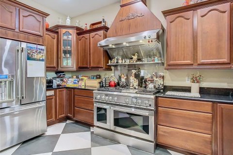 Casa en venta en Weeki Wachee, Florida, 5 dormitorios, 840.77 m2 № 1843893 - foto 28