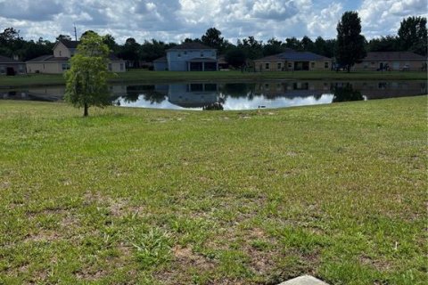 Villa ou maison à louer à Kissimmee, Floride: 3 chambres, 138.42 m2 № 2095799 - photo 13