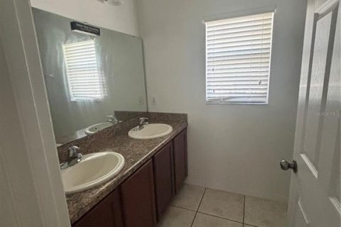 Villa ou maison à louer à Kissimmee, Floride: 3 chambres, 138.42 m2 № 2095799 - photo 9