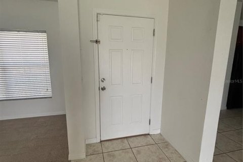 Villa ou maison à louer à Kissimmee, Floride: 3 chambres, 138.42 m2 № 2095799 - photo 4