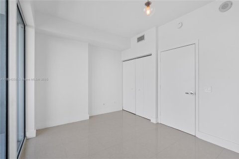 Condominio en venta en Miami, Florida, 1 dormitorio, 55.28 m2 № 1818445 - foto 14