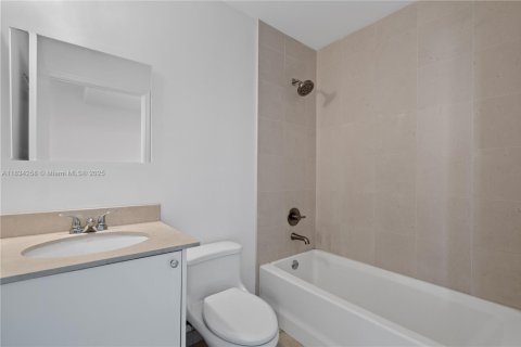 Condominio en venta en Miami, Florida, 1 dormitorio, 55.28 m2 № 1818445 - foto 22