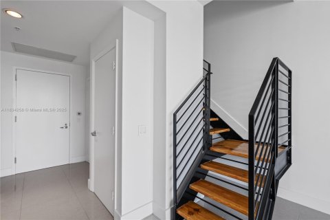Condominio en venta en Miami, Florida, 1 dormitorio, 55.28 m2 № 1818445 - foto 6