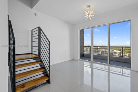 Condominio en venta en Miami, Florida, 1 dormitorio, 55.28 m2 № 1818445 - foto 7