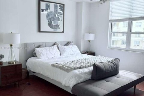 Copropriété à louer à Miami, Floride: 2 chambres, 114.83 m2 № 2080078 - photo 7