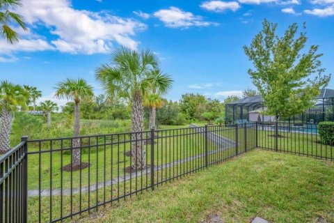 House in Wimauma, Florida 2 bedrooms, 156.63 sq.m. № 2400332 - photo 26