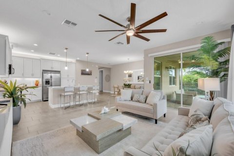 House in Wimauma, Florida 2 bedrooms, 156.63 sq.m. № 2400332 - photo 12