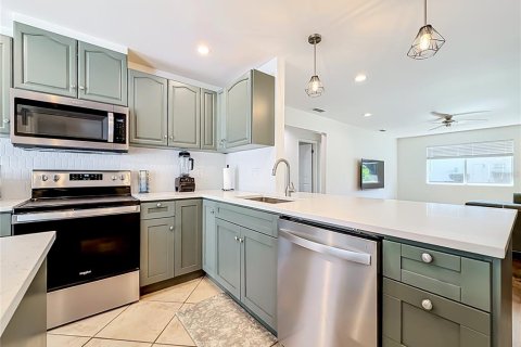 Villa ou maison à vendre à Dunedin, Floride: 3 chambres, 138.24 m2 № 2420406 - photo 8