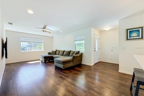 Villa ou maison à vendre à Dunedin, Floride: 3 chambres, 138.24 m2 № 2420406 - photo 4