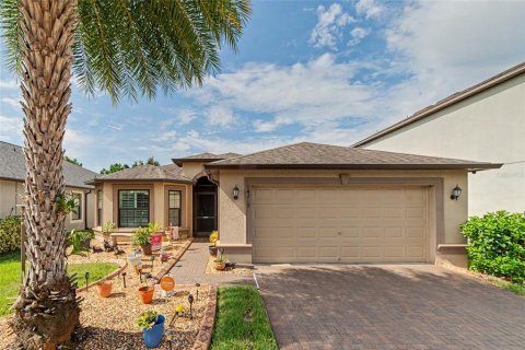 House in Ruskin, Florida 3 bedrooms, 165.74 sq.m. № 2315342
