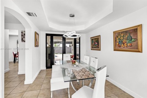 Купить виллу или дом в Майами, Флорида 4 спальни, № 2036066 - фото 9