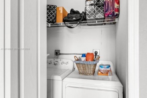 Купить виллу или дом в Майами, Флорида 4 спальни, № 2036066 - фото 23