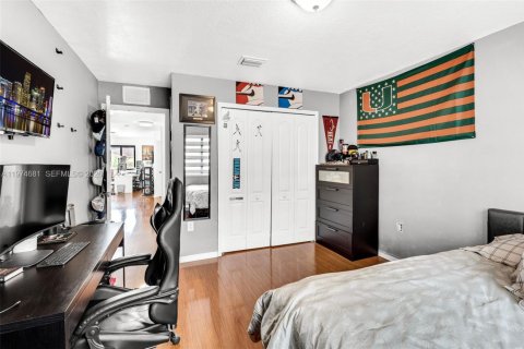 Купить виллу или дом в Майами, Флорида 4 спальни, № 2036066 - фото 27