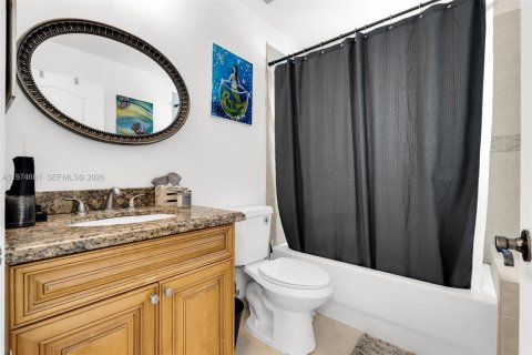 Купить виллу или дом в Майами, Флорида 4 спальни, № 2036066 - фото 24