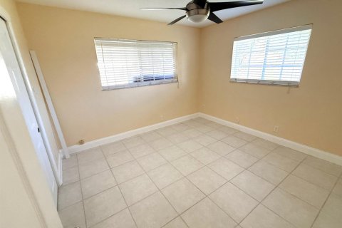 Appartement à louer à Pompano Beach, Floride: 2 chambres, 92.9 m2 № 2190889 - photo 4