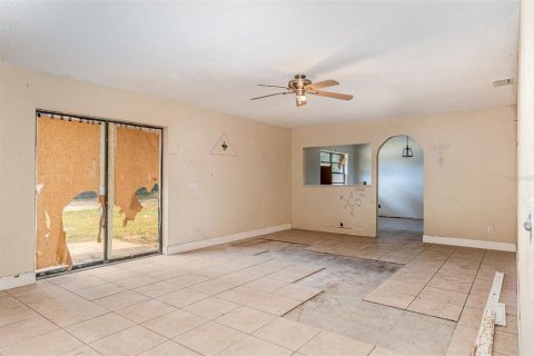 Casa en venta en Mulberry, Florida, 3 dormitorios, 270.9 m2 № 1855675 - foto 6