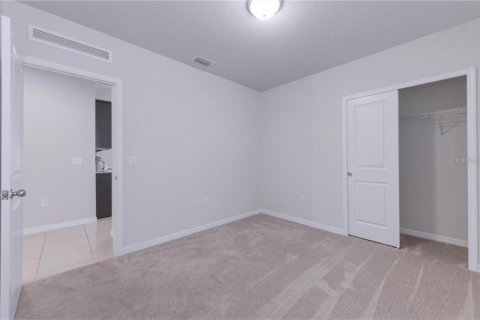 Villa ou maison à louer à Davenport, Floride: 4 chambres, 142.23 m2 № 2397077 - photo 18