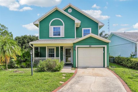 House in Palm Harbor, Florida 3 bedrooms, 154.87 sq.m. № 1824153 - photo 1