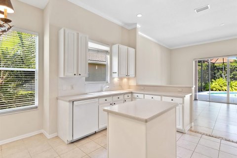 House in Lakewood Ranch, Florida 3 bedrooms, 220.92 sq.m. № 1854590 - photo 21