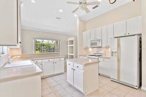 House in Lakewood Ranch, Florida 3 bedrooms, 220.92 sq.m. № 1854590 - photo 22