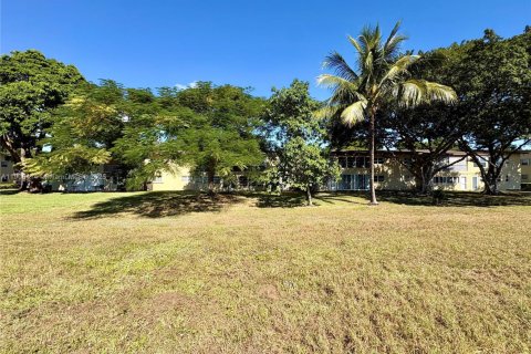 Condominio en venta en Margate, Florida, 2 dormitorios, 68.28 m2 № 1965314 - foto 26