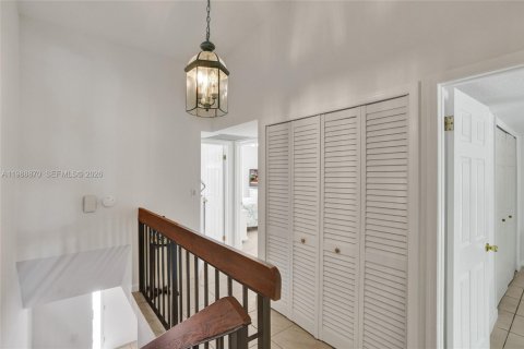 Купить таунхаус в Норт-Майами-Бич, Флорида 3 спальни, 147.71м2, № 2051098 - фото 11