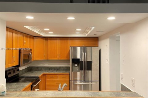 Copropriété à louer à Miami, Floride: 1 chambre, 79.9 m2 № 1934848 - photo 3