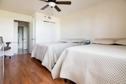 Снять в аренду кондоминиум в Авентура, Флорида 2 спальни, 109.62м2, № 1816517 - фото 17