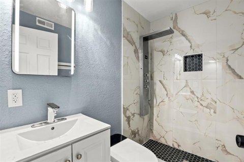 Casa en venta en Altamonte Springs, Florida, 4 dormitorios, 111.95 m2 № 2273224 - foto 16