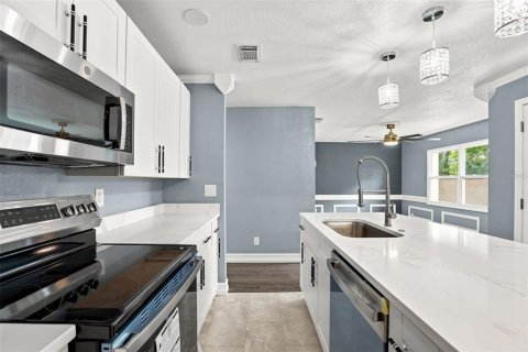 Casa en venta en Altamonte Springs, Florida, 4 dormitorios, 111.95 m2 № 2273224 - foto 7