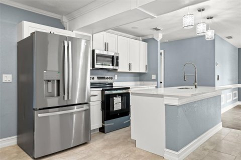 Casa en venta en Altamonte Springs, Florida, 4 dormitorios, 111.95 m2 № 2273224 - foto 4
