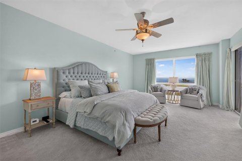 Condo in Saint Petersburg, Florida, 3 bedrooms  № 2384179 - photo 30