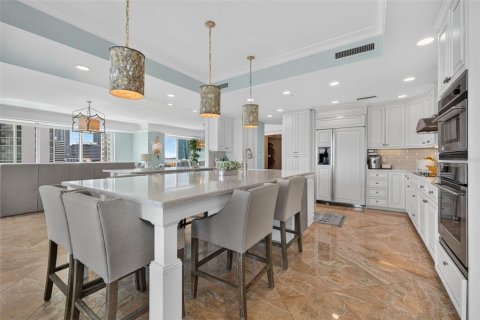 Condo in Saint Petersburg, Florida, 3 bedrooms  № 2384179 - photo 20