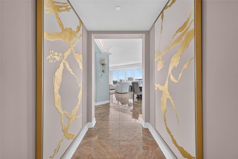 Condo in Saint Petersburg, Florida, 3 bedrooms  № 2384179 - photo 5