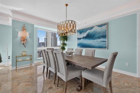 Condo in Saint Petersburg, Florida, 3 bedrooms  № 2384179 - photo 7
