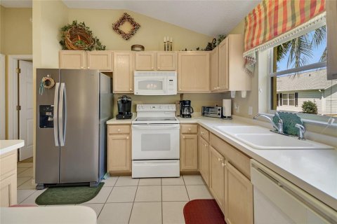 Casa en venta en The Villages, Florida, 3 dormitorios, 130.43 m2 № 1342812 - foto 19