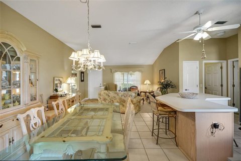 Casa en venta en The Villages, Florida, 3 dormitorios, 130.43 m2 № 1342812 - foto 9