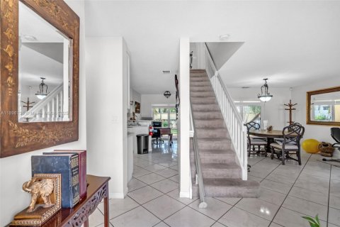 Casa en venta en Miami Gardens, Florida, 3 dormitorios, 141.21 m2 № 2053759 - foto 13
