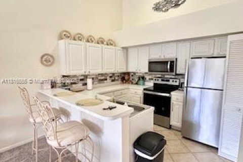 Condo in Fort Myers, Florida, 1 bedroom  № 1783593 - photo 6