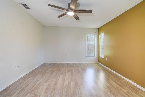 Villa ou maison à vendre à Spring Hill, Floride: 3 chambres, 136.75 m2 № 2416340 - photo 16