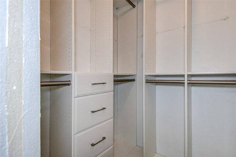 Villa ou maison à vendre à Spring Hill, Floride: 3 chambres, 136.75 m2 № 2416340 - photo 18