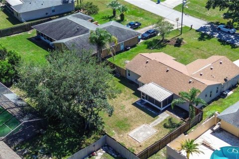 Villa ou maison à vendre à Spring Hill, Floride: 3 chambres, 136.75 m2 № 2416340 - photo 30