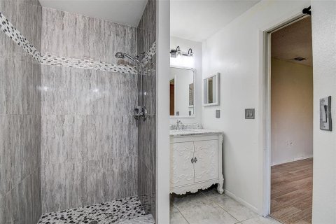 Villa ou maison à vendre à Spring Hill, Floride: 3 chambres, 136.75 m2 № 2416340 - photo 17