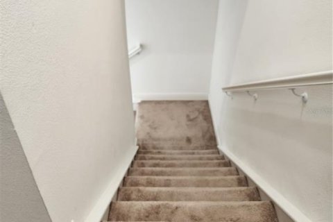 Снять в аренду таунхаус в Орландо, Флорида 4 комнаты, 115.76м2, № 2217073 - фото 19